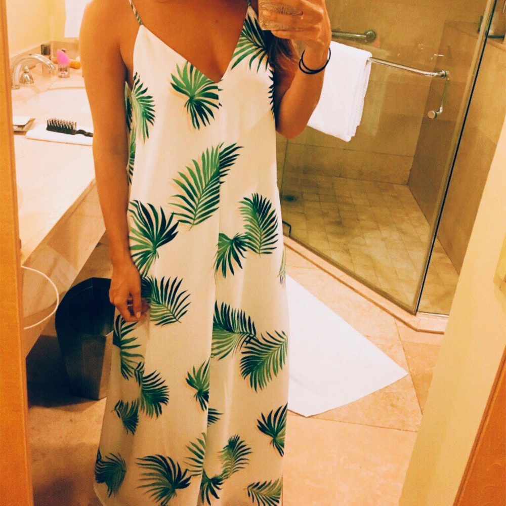 Leaf printed Forever 21 maxi dress